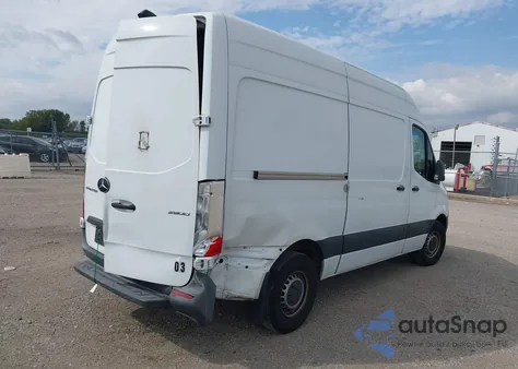 2020 Mercedes-Benz Sprinter 2500 Standard Roof V6 z USA, uszkodzony, nr VIN W1W4EBHYXLT033703